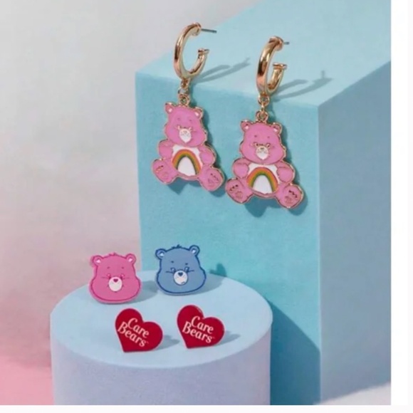 ❤️ FREE Bears Chic Glam Hoop Stud Hoop Care Animal Trendy Kids Girly Earrings - Picture 1 of 7